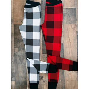Old Navy 2 Piece Bundle Thermal Red Black White Checkered Plaid Leggings Size M